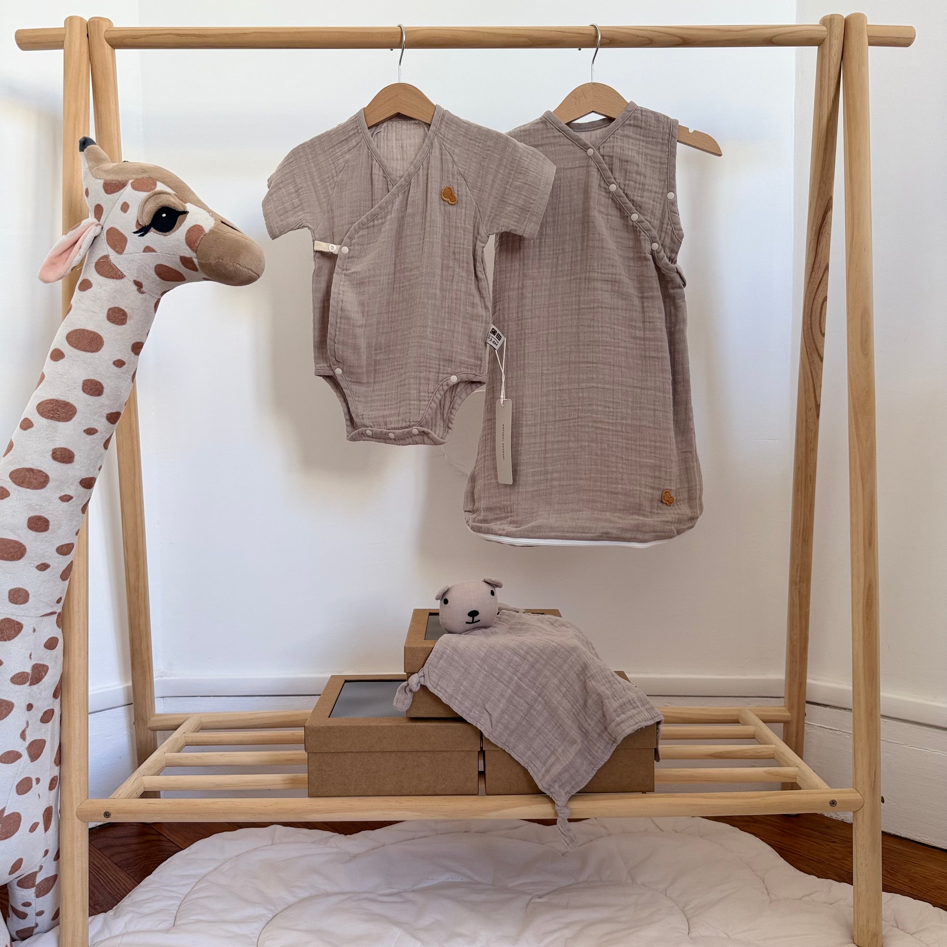 Coffret cadeau de naissance en gaze de coton